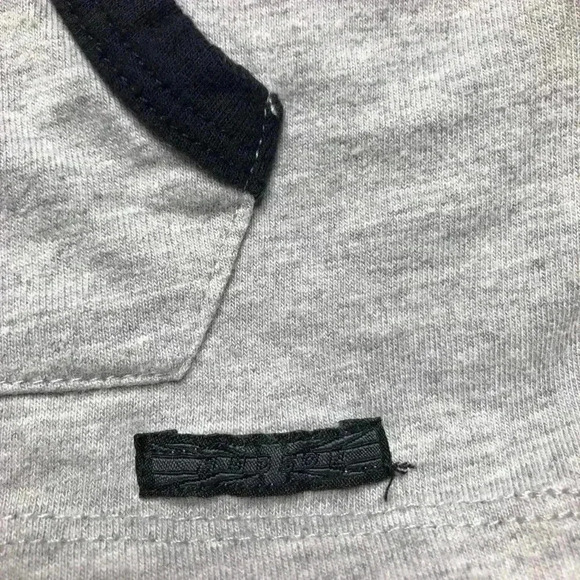 Hudson Hooded T-Shirt Grey & Black Size 3T - Picture 2 of 16